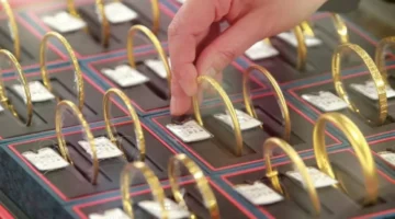 تباين أسعار الذهب في السعودية اليوم الخميس عيار 24 وفق تحديثات CNN الاقتصادية